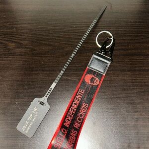 BARBAS HATS X CT KEYCHAIN LLAVERO EL BARBAS Black and Red Lanyard with Keyring
